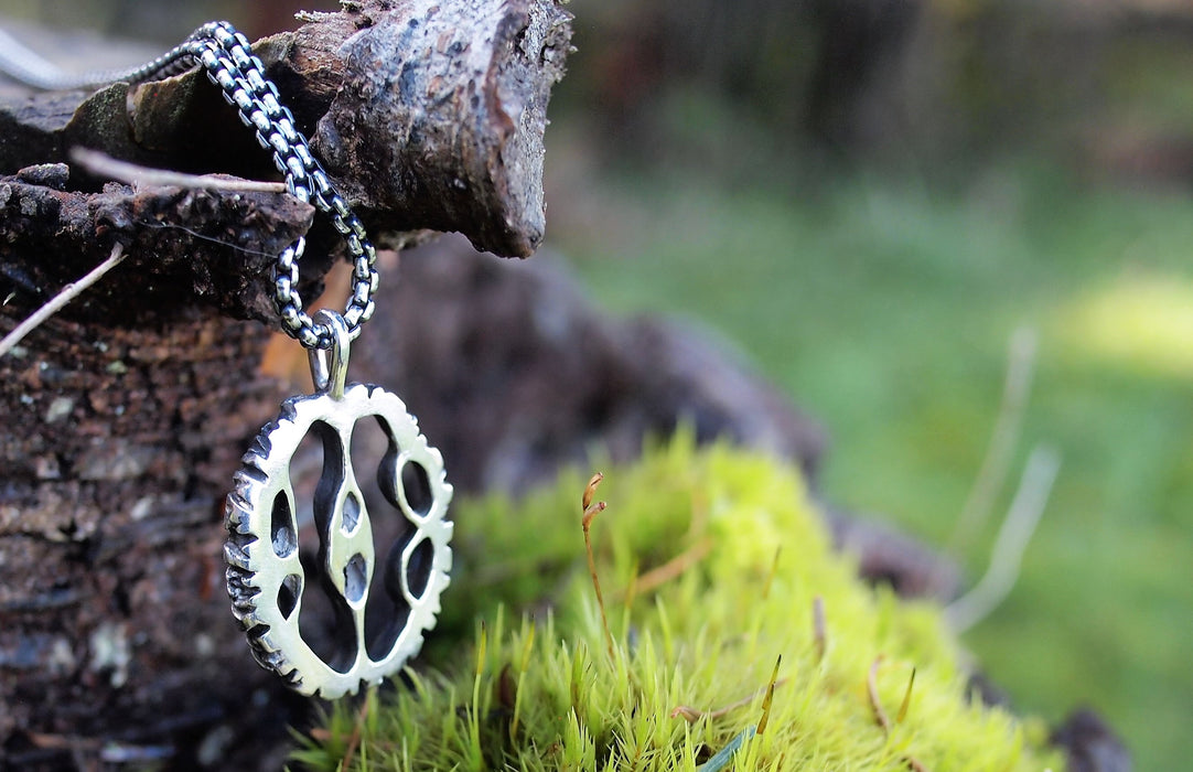 SEED NECKLACE
