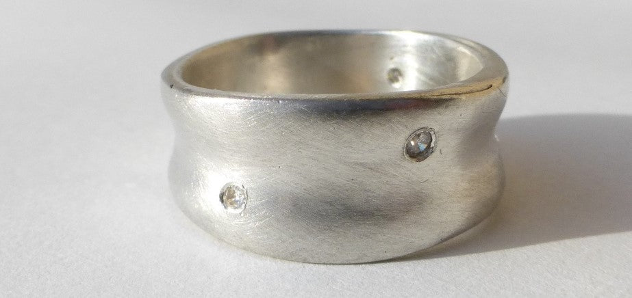 RIVER RING SILVER