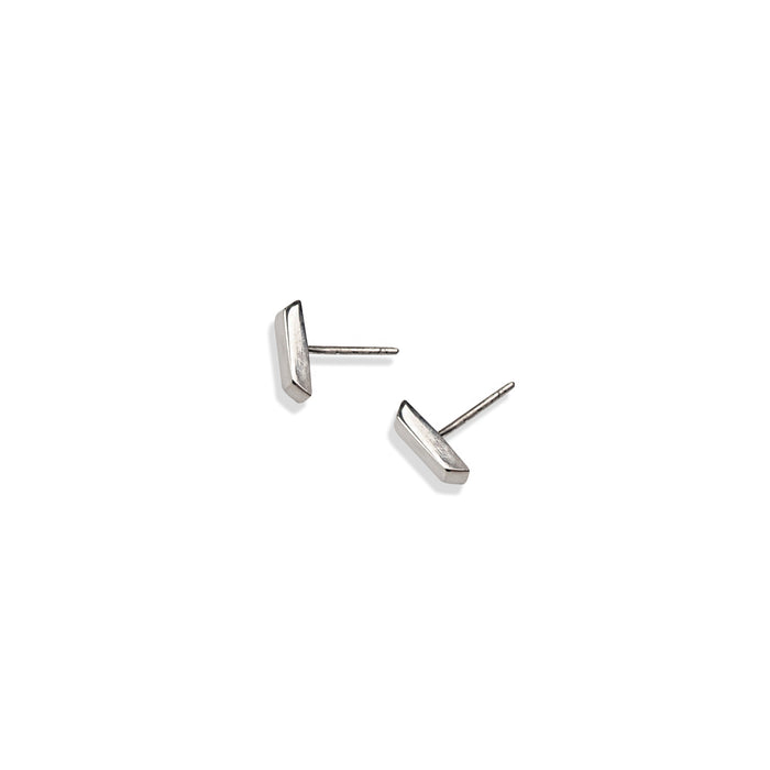 BABY BAR STUDS STERLING SILVER